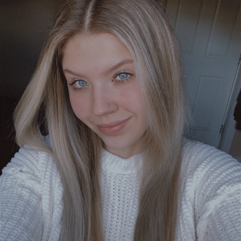 Meet your Posher, Candice